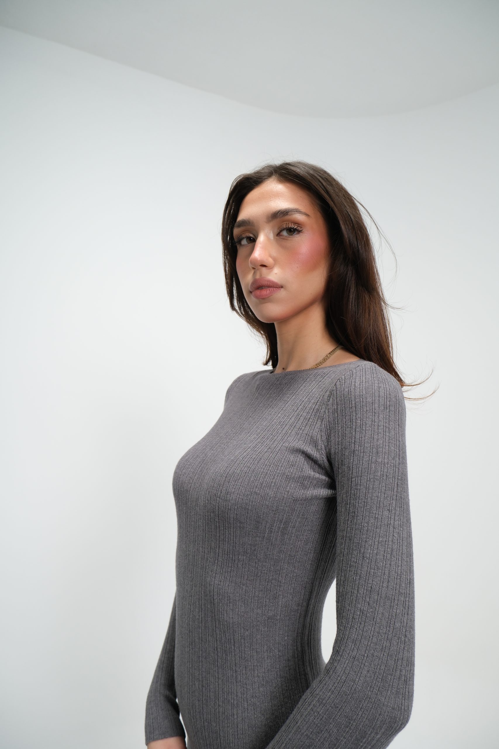 Gri Triko Kayık Yaka Biyeli Elbise Gri Triko Kayık Yaka Biyeli Elbise 5