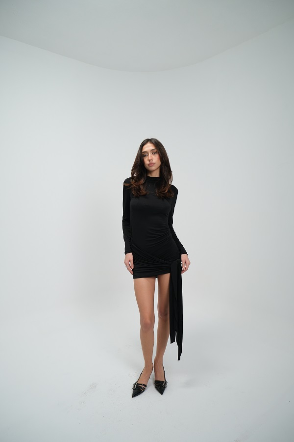 Siyah Uzun Kollu Yandan Bağlama Detaylı Elbise Siyah Uzun Kollu Yandan Bağlama Detaylı Elbise 3